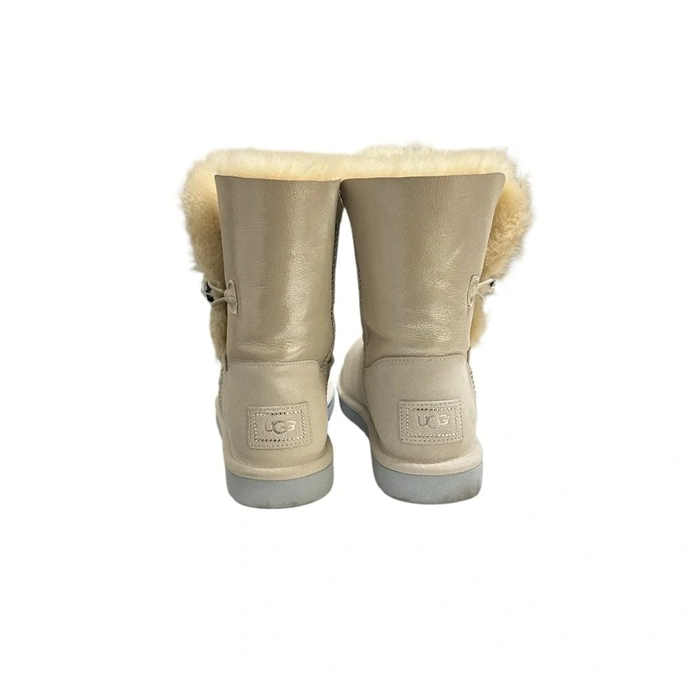 UGG Bailey Button Bling Boots Size 8